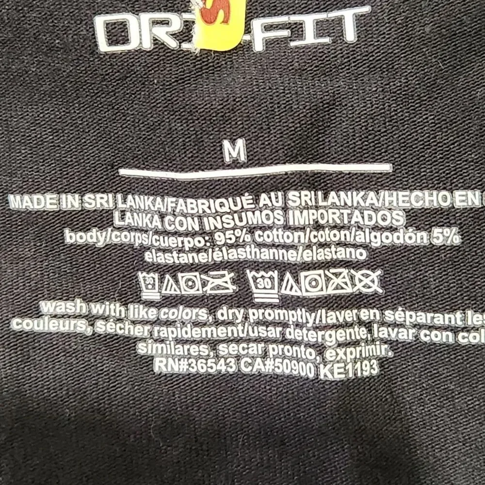 Nike Tank Top For Womens Size Medium Black.    New